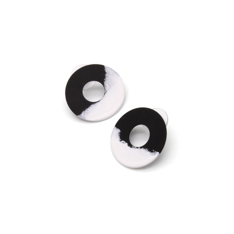 Edge Circle Earrings - Small White