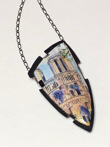 Disc/Wing Pendant Paris