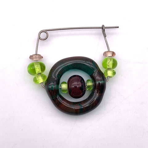 blue duo O / green beads fibula pin