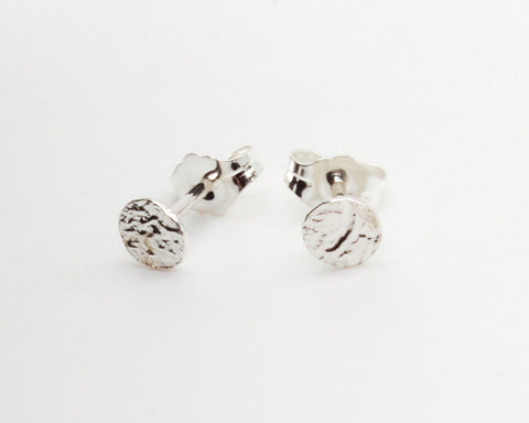 Stud earring, reticulated, small
