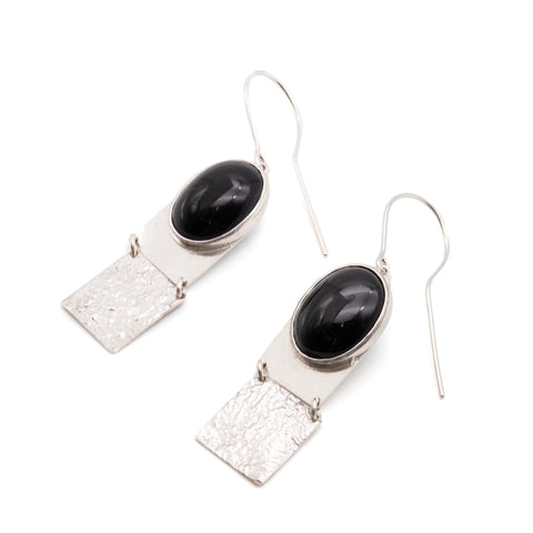 Earring, onyx, reticulated silver