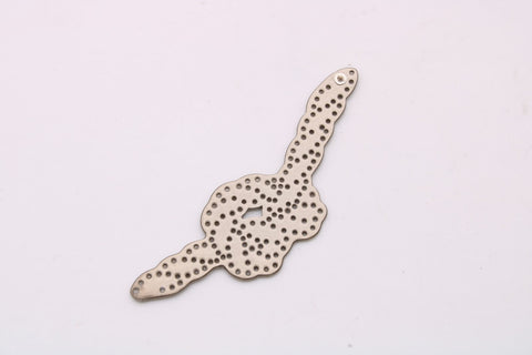 Knot pendant