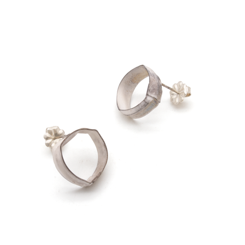 Open Smushed Soft Triangle Stud